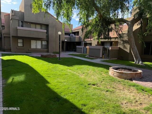 Building Photo - 1432 W Emerald Ave