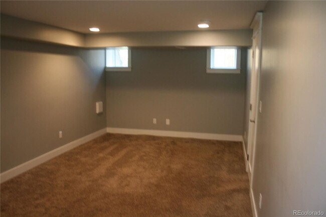 Building Photo - Prime Wash Park location!! Modern remodeled bungalow with high-end finishes close to Wash Park, r...