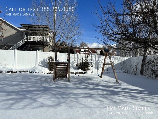 Building Photo - 2296 N 790 W St