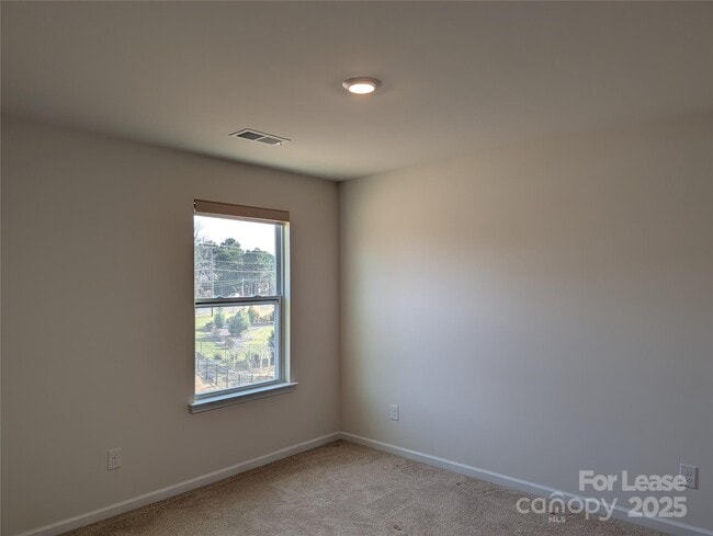 Building Photo - 10731 Claystone Dr