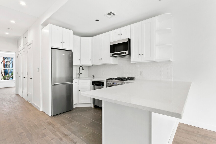 Building Photo - 455 Prospect Ave
