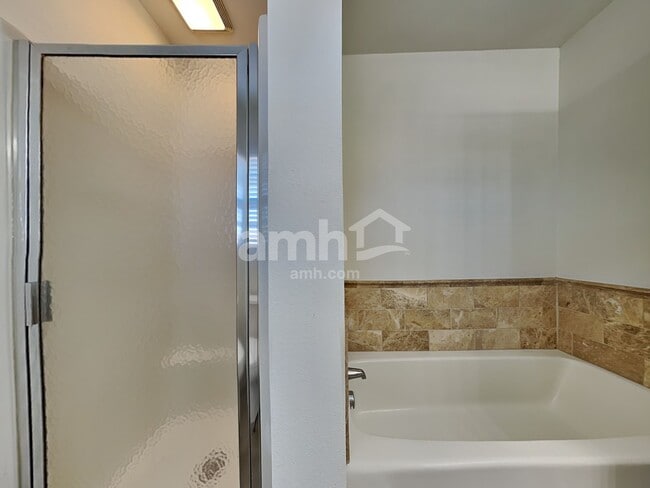 Building Photo - 8834 Kirkville Ln