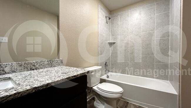 Building Photo - 283 Moonstone Way
