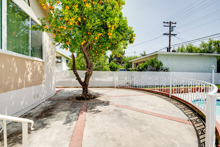 Building Photo - 1214 Ruberta Ave