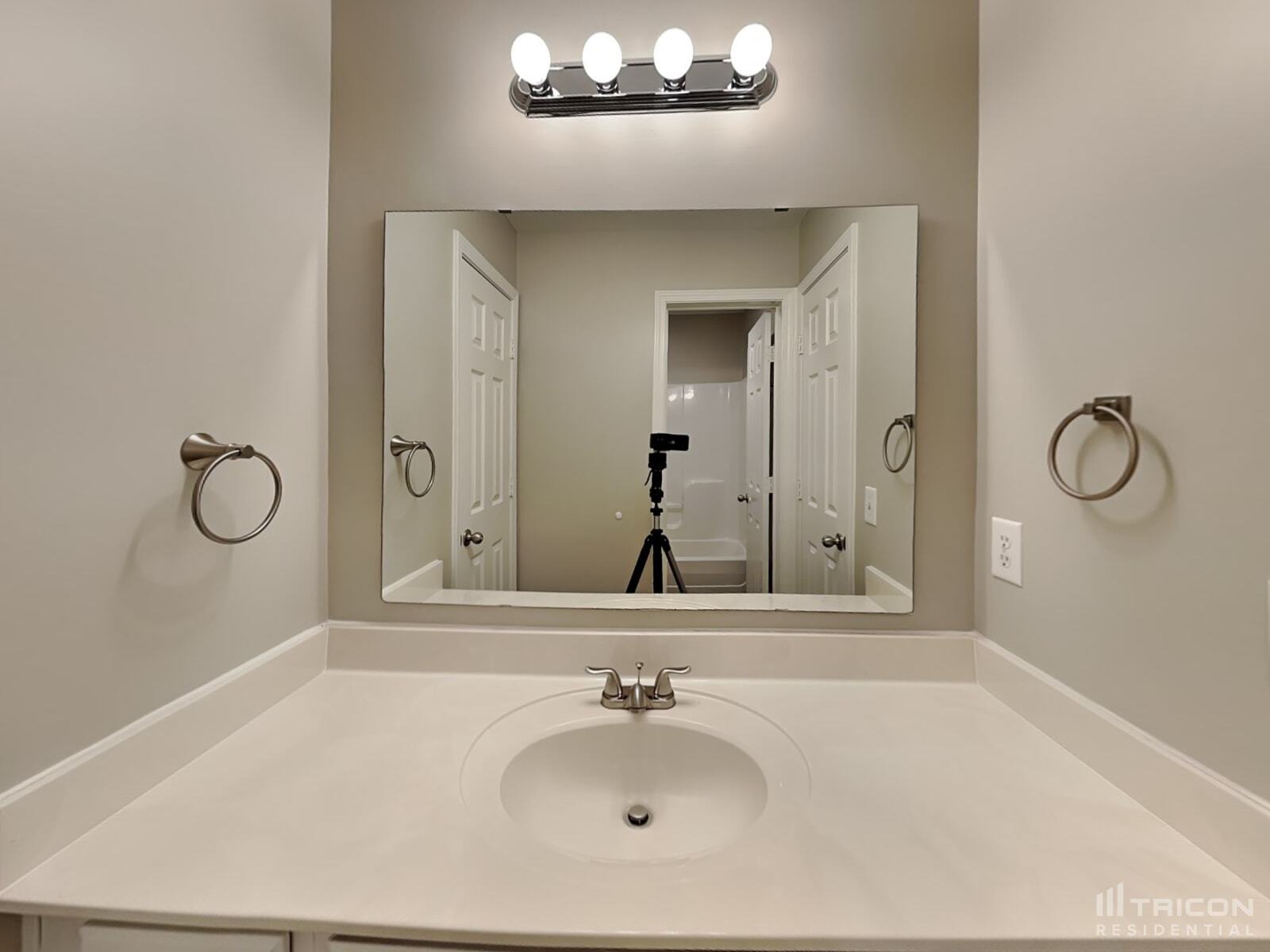 Building Photo - 2187 Erin Ln