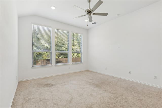 Building Photo - 7933 Lindheimer Ln