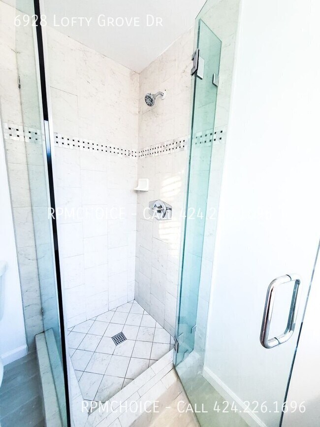 Building Photo - 6928 Lofty Grove Dr