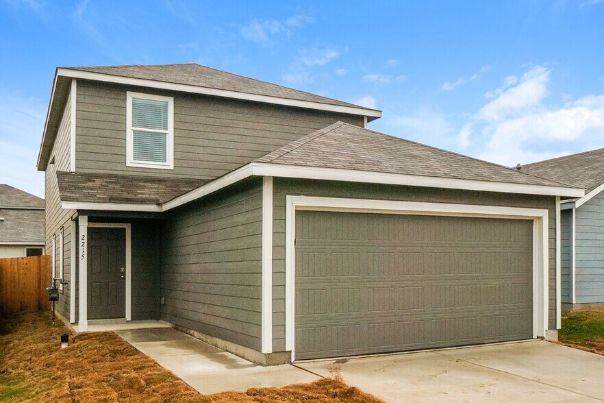 Building Photo - 2215 Burnet Rose