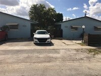 Building Photo - 2220 N 19th Ave