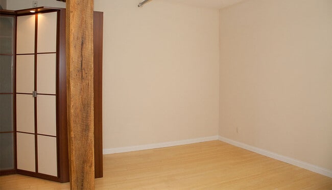 Building Photo - 56 W Gay St