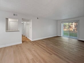 Building Photo - 5564 E Virginia St