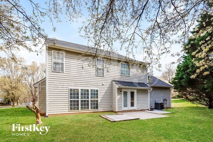 Building Photo - 612 Barbee Farm Dr