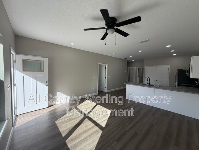 Building Photo - 1418 SE Magnolia Loop