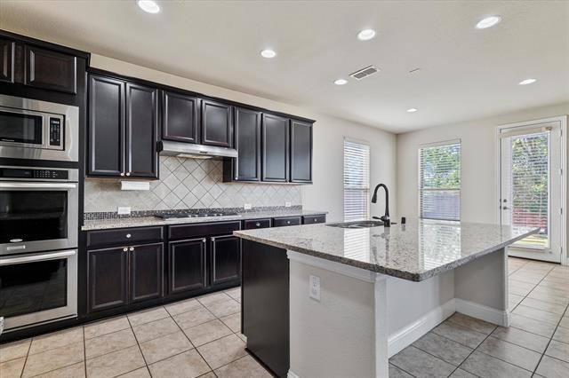 Building Photo - 1297 Roma Dr