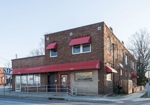 Building Photo - 1751 S Main St