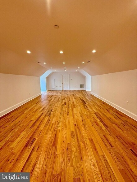 Building Photo - 11325 Wicomico Oaks Pl
