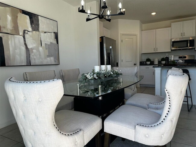 Building Photo - 5213 Dandelion St