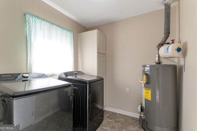 Building Photo - 2685 Eldorado Pl