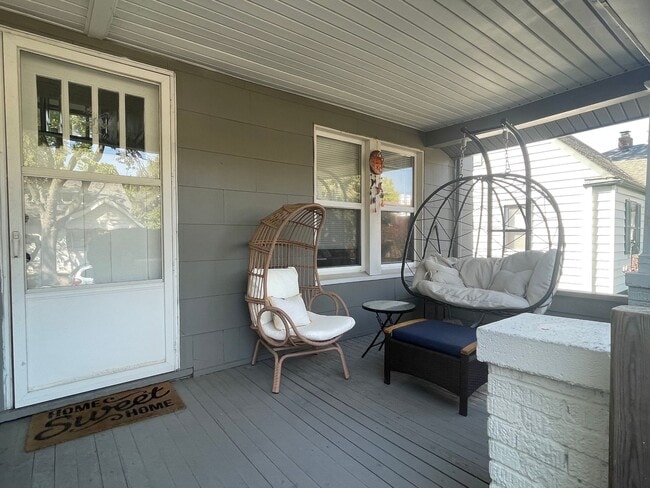 Building Photo - Nicely Remodeled 3beds/2bath House in Fern...