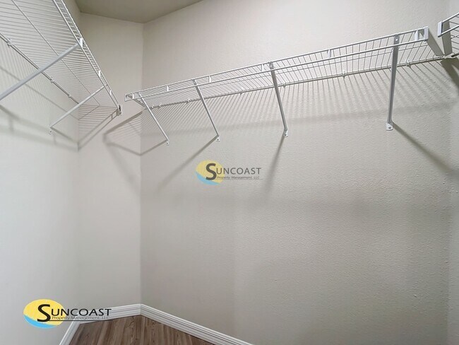 Building Photo - 12009 Henley Ave