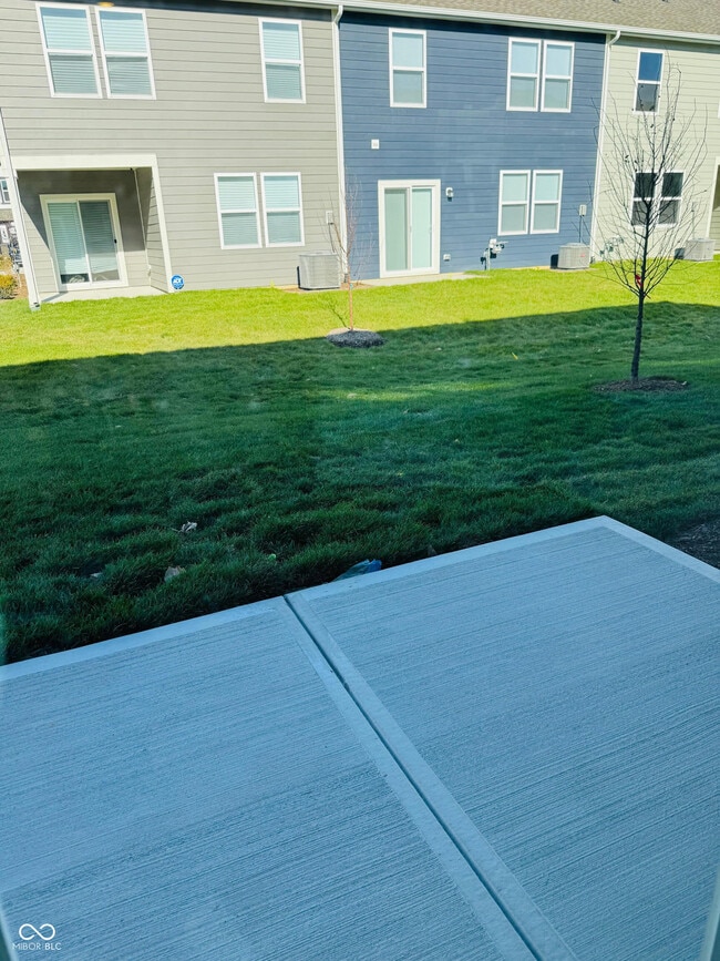 Building Photo - 15190 Swallow Fls Wy