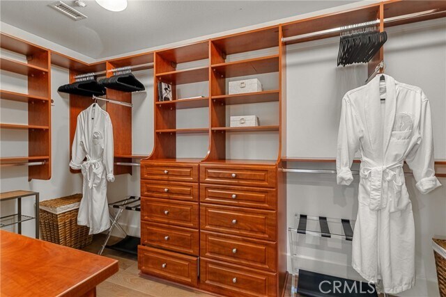 Building Photo - 7 Pacific Winds