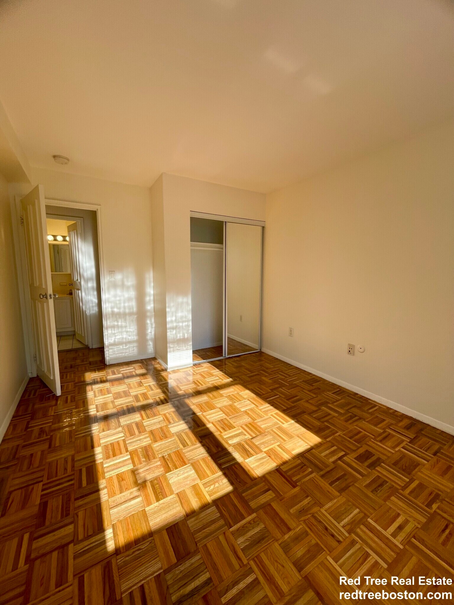 Building Photo - 185 Freeman St