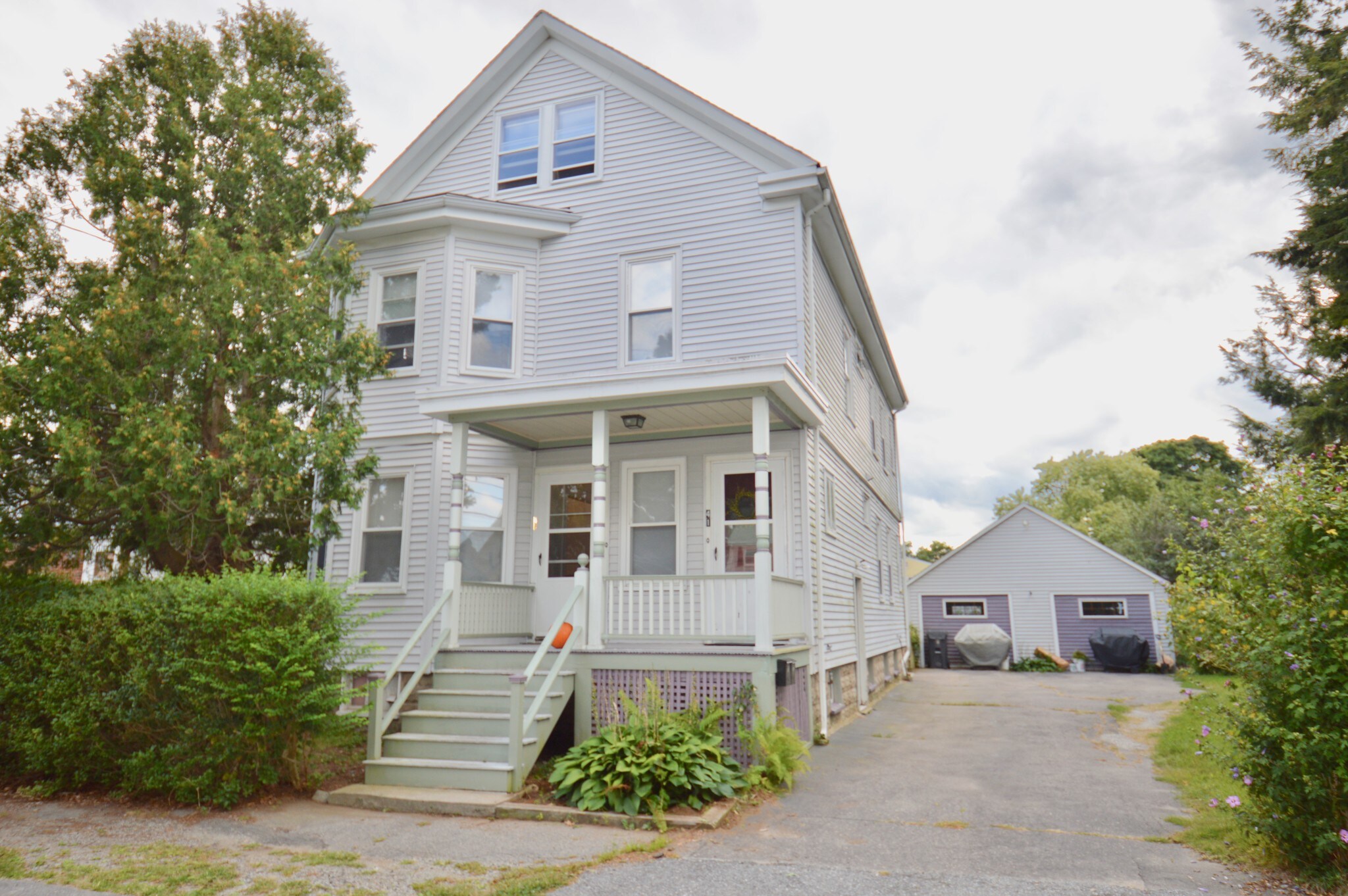 Building Photo - 43 Woodlawn St