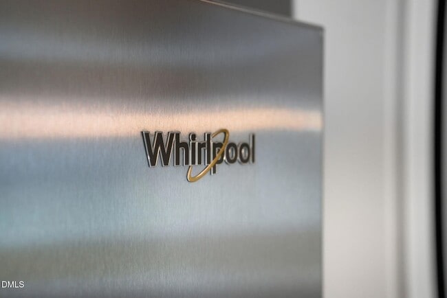 Building Photo - 759 Putney Hl Rd