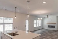 Building Photo - 3378 Skyland Dr