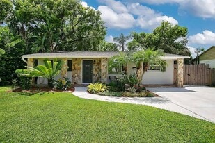 Building Photo - 4366 Shorecrest Dr