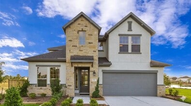 Building Photo - 11 Shumard Oak Dr