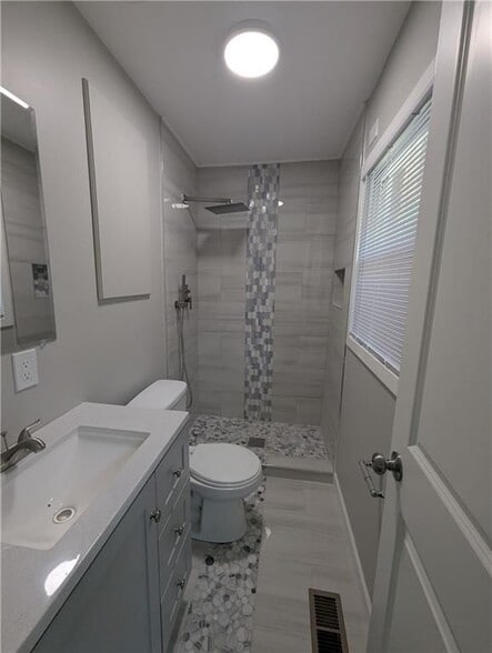 Building Photo - 4308 Sheppard Dr