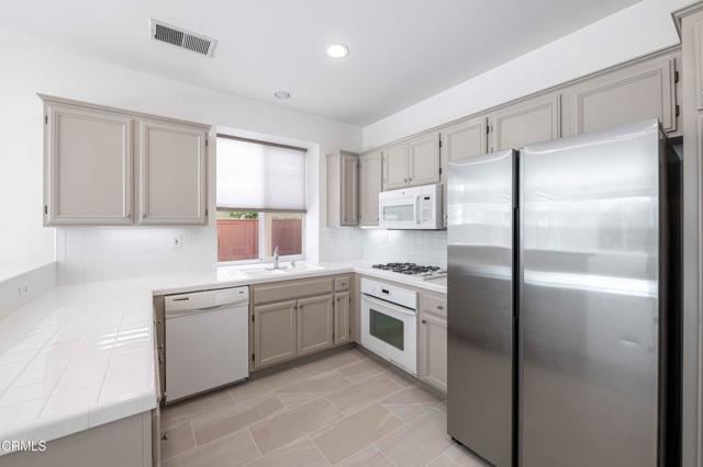 Building Photo - 3904 Angeline St