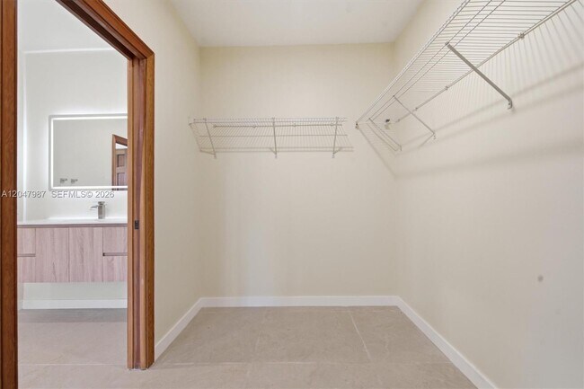 Building Photo - 8320 NW 167th Terrace