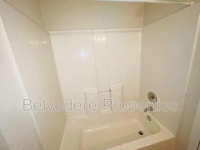 Building Photo - 822 Timberline Ridge Ct