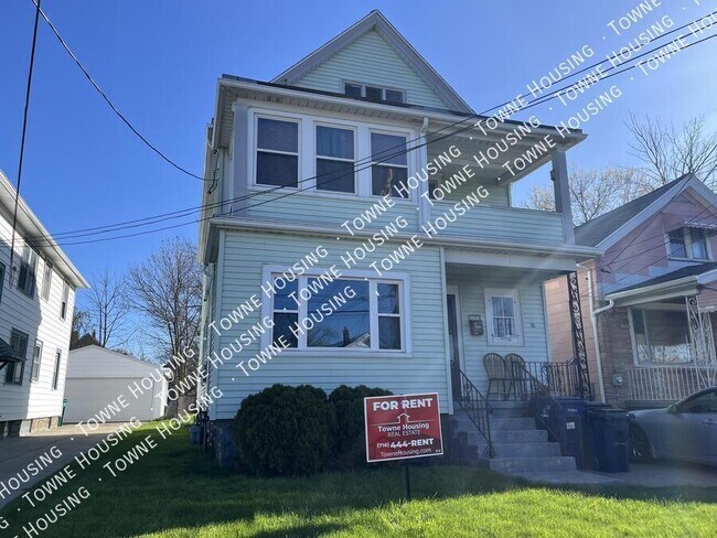 Building Photo - 15 Beatrice Ave