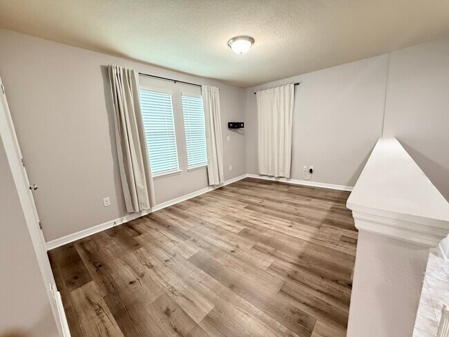 Building Photo - 16190 Harbor Mist Aly