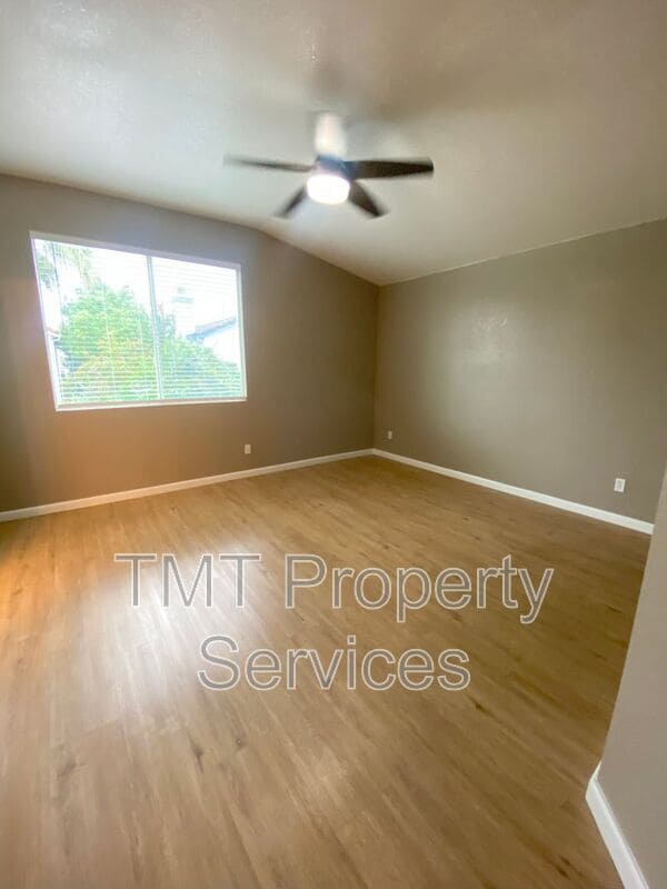 Building Photo - 8966 Forked Creek Way