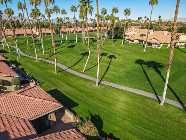 Building Photo - 82 Conejo Cir