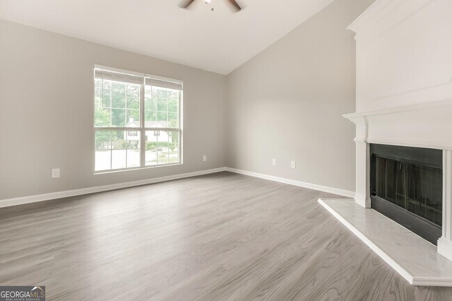 Building Photo - 1576 Norman Crossing