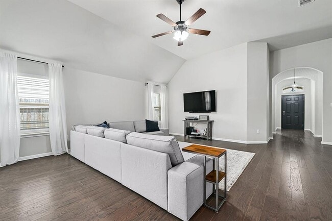 Building Photo - 1309 Goldilocks Ln