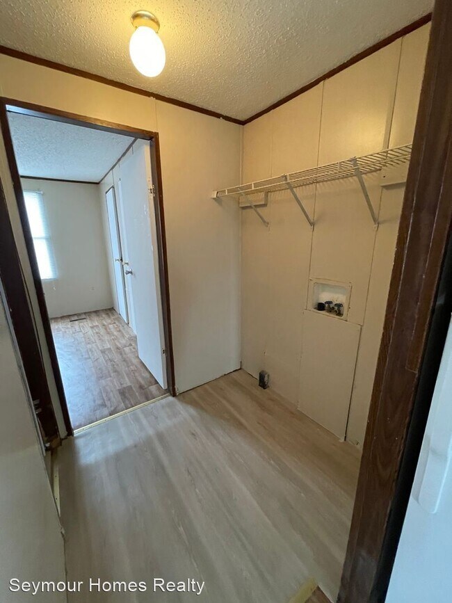 Building Photo - 3 br, 2 bath House - 104 Clawson Drive