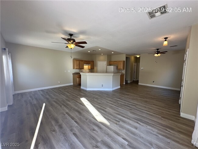 Building Photo - 3413 Robust Robin Pl