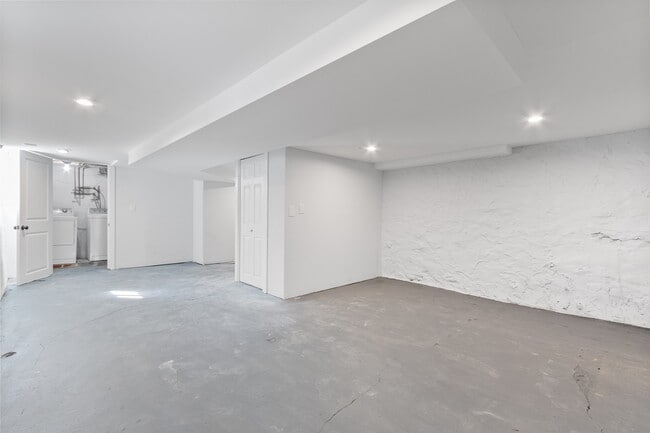 Building Photo - 521 Homewood Ave