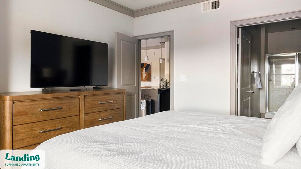 Building Photo - 18021 Kingsland Blvd