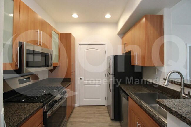 Building Photo - 6900 E Princess Dr
