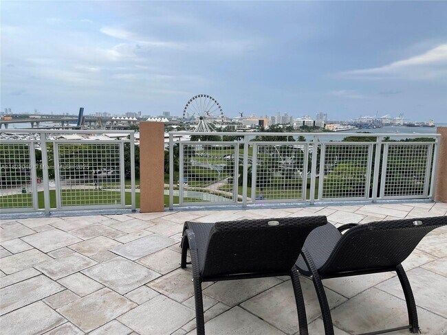 Building Photo - 244 Biscayne Blvd