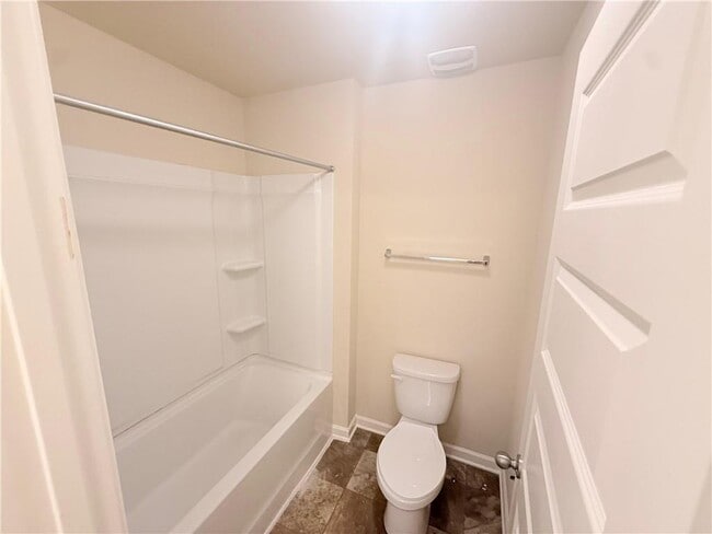 Building Photo - 1013 Autumn Dr