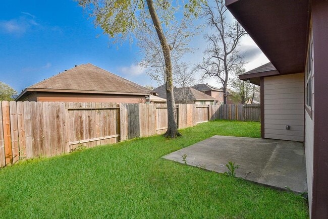 Building Photo - 946 Oak Falls Dr